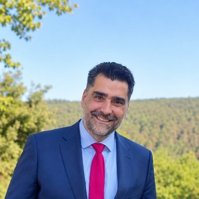 Bernat López
